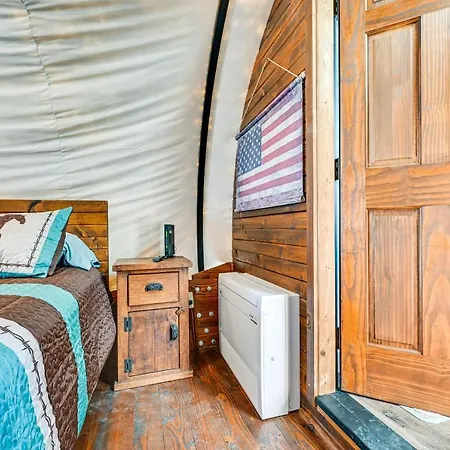 Ultimate Covered Wagon Pioneers Paradise Brownsville Exterior photo
