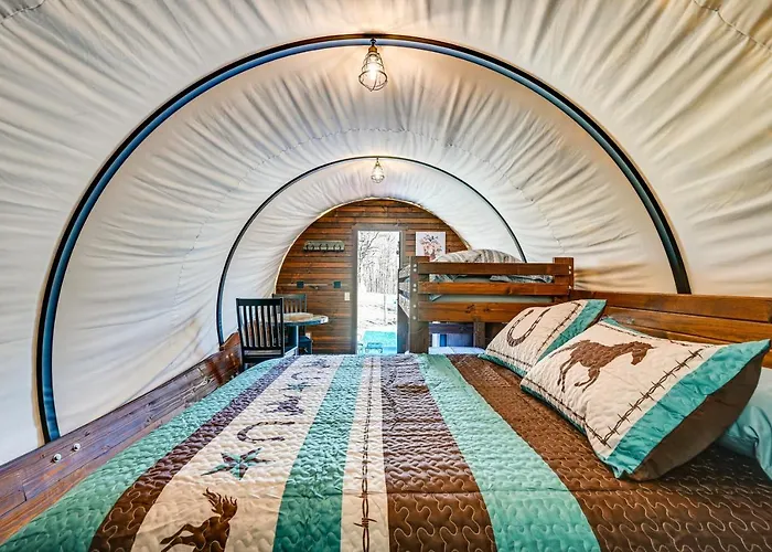 Ultimate Covered Wagon Pioneers Paradise