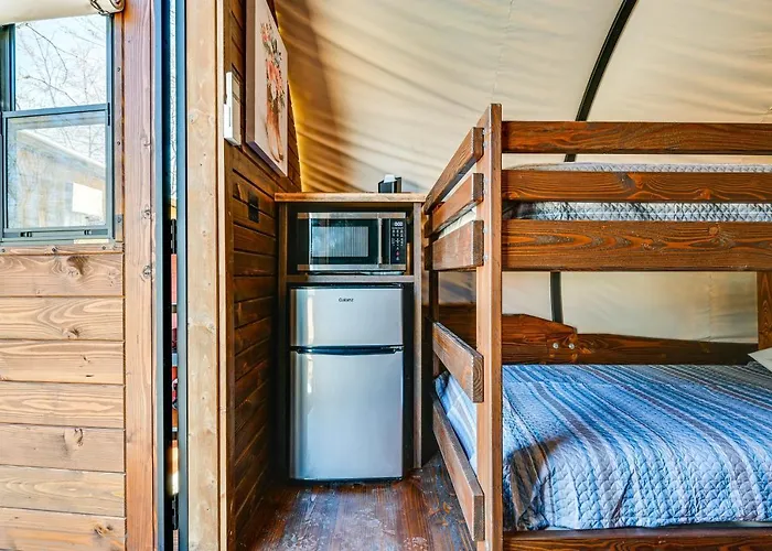 Ultimate Covered Wagon Pioneers Paradise
